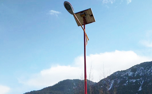 青海如何选择高质量的太阳能路灯材料：全方位指南