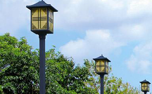 青海庭院灯安装间距与布灯设计全解析