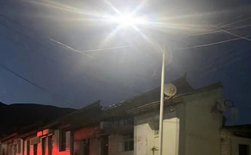 农村院子里最适合的青海太阳能路灯亮度与安装要点